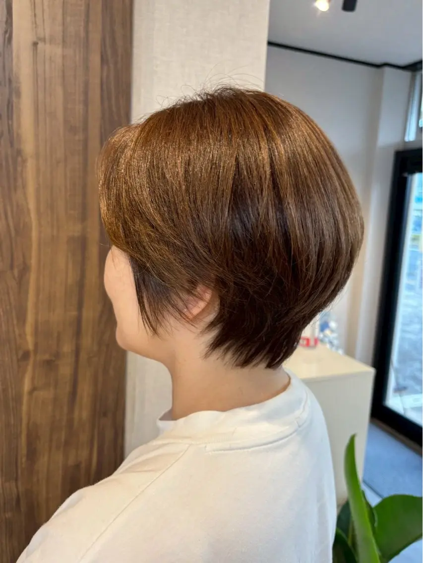 ショート カラー カット ヘアカラー トリートメント 横山 亮太のヘアスタイル