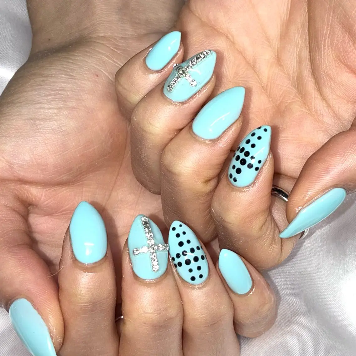 ネイル アートネイル ハンドネイル Nail ヌシん家 AKANEのネイルデザイン