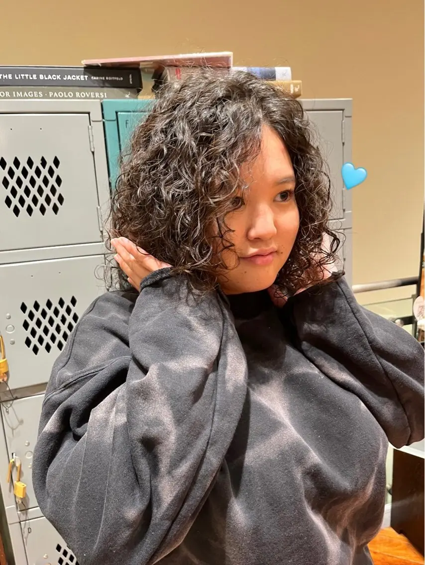 ミディアム ミディアムパーマ 外国人風カラー ｼｮｰﾄｶｯﾄ 梅田 山下　すみれのヘアスタイル