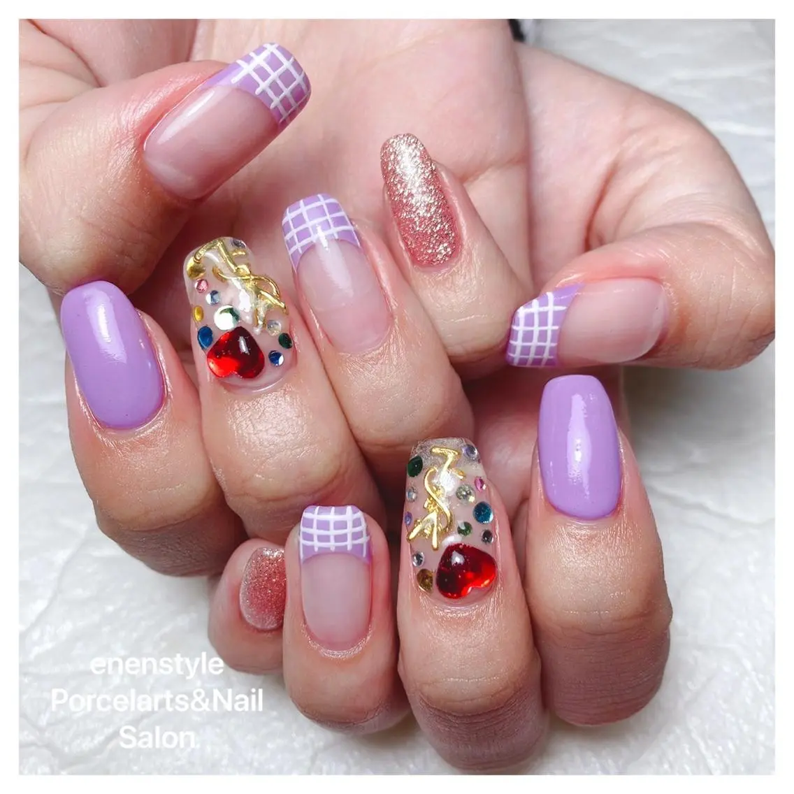 ミディアム ネイル 🐾enen style 🐾のネイルデザイン