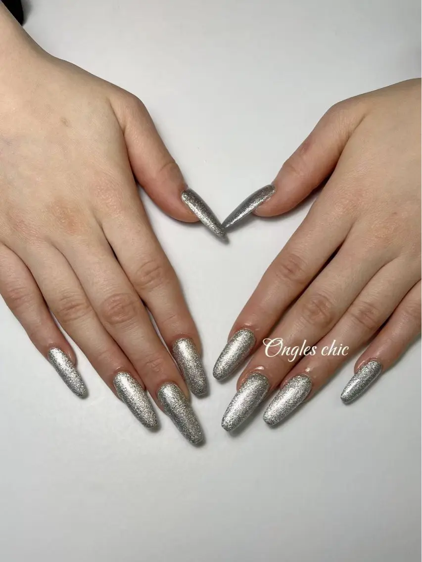 ネイル ハンドネイル ongles chicのネイルデザイン
