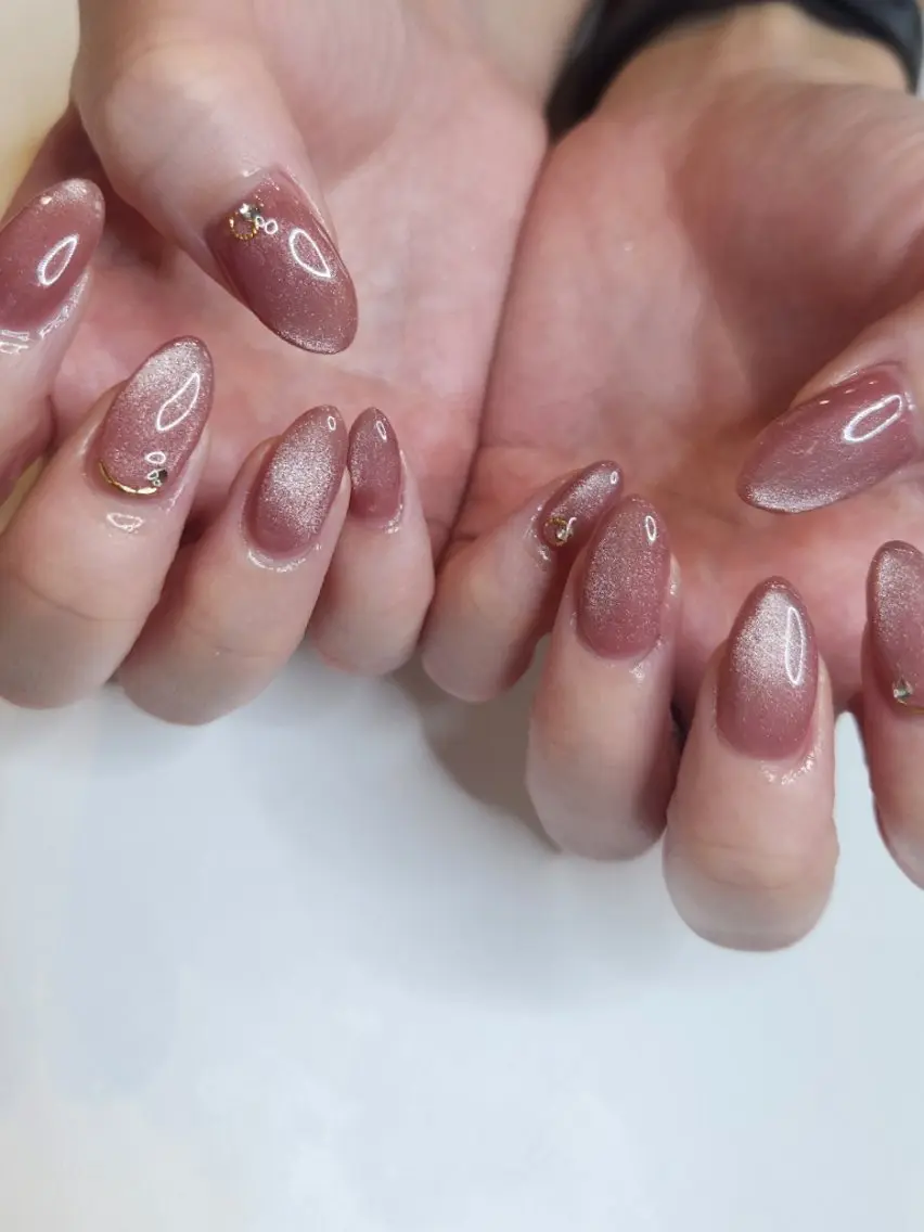 ❪ご新規様限定❫人気のマグネットorミラーネイル💅🏻オフ代無料！の写真