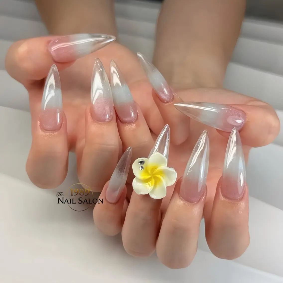 ネイル ハンドネイル The 1989 Nail Salonのネイルデザイン