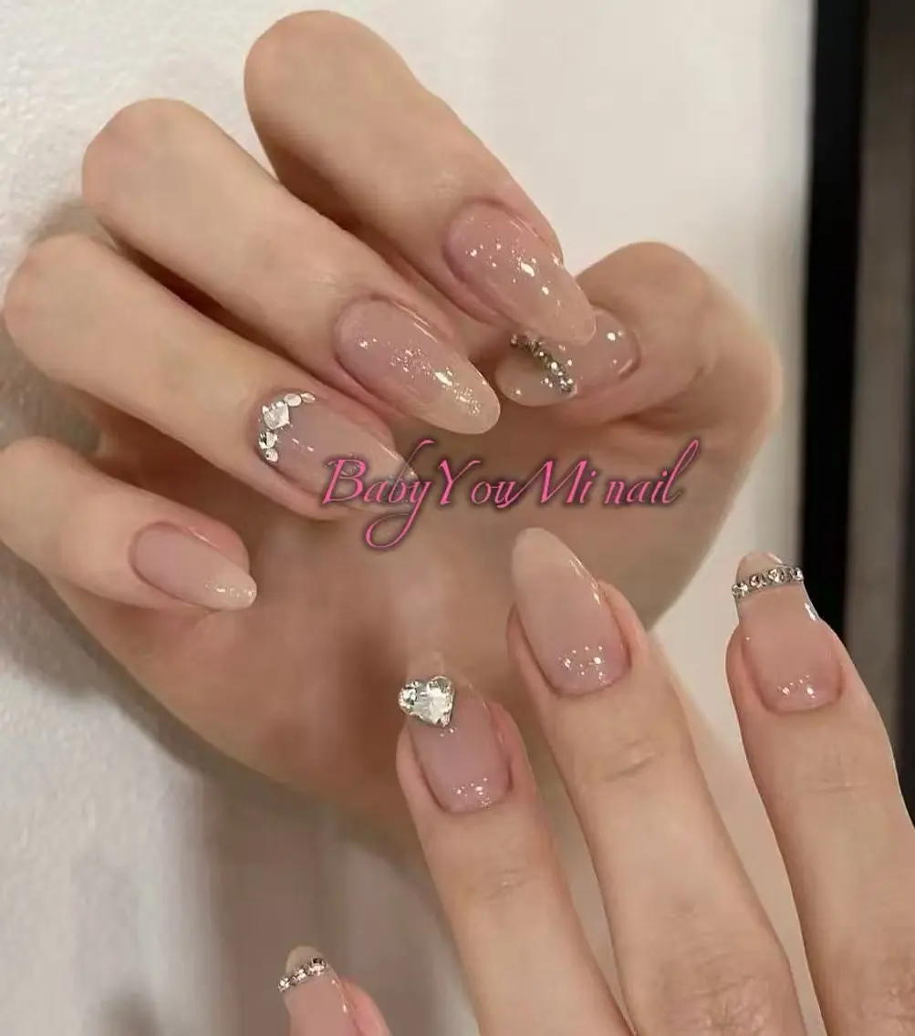 ネイル オーロラネイル フラワーネイル フットネイル フレンチネイル ジェルネイル ハンドネイル ハンドケア BabyYouMi nailのネイルデザイン