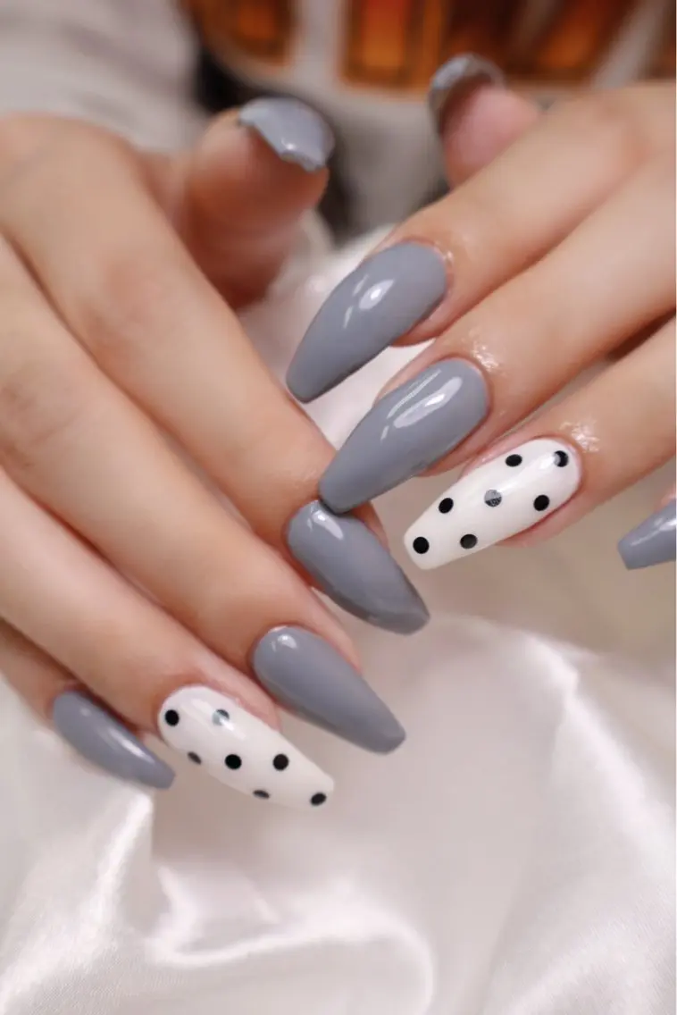 ネイル グラデーション 韓国ネイル マグネットネイル シンプルネイル ワンホンネイル nail salon BONはるのネイルデザイン