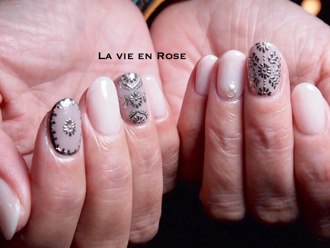 ネイル ミラーネイル NAIL'S MODAのネイルデザイン
