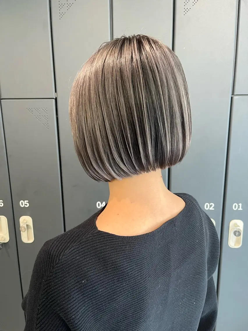 ショート カラー ボブ カット ヘアカラー トリートメント ハイライト/ショート /ボブ/RYOHEIのヘアスタイル