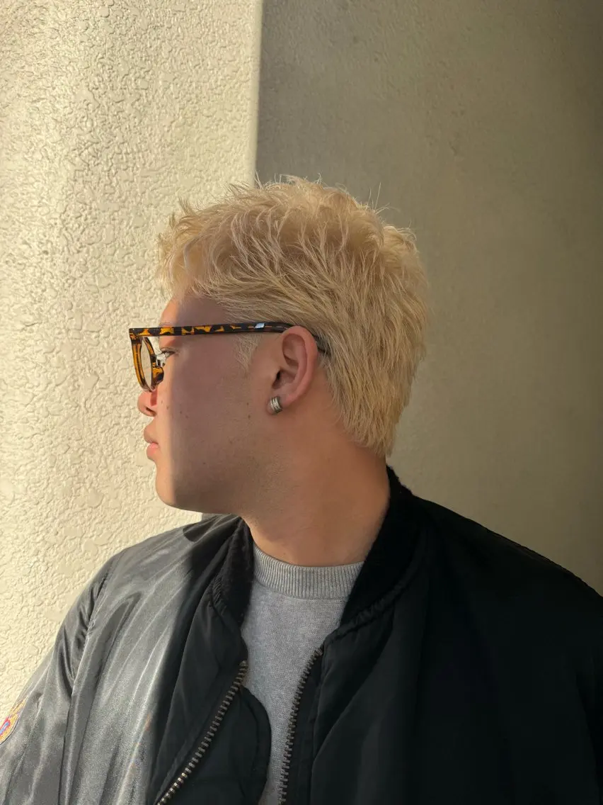 ショート カラー メンズ メンズブリーチ メンズショート スパイキーショート ブリーチ 抜きっぱなしブロンド カット ヘアカラー トリートメント 💈メンズ特化💈 TASUKUのヘアスタイル