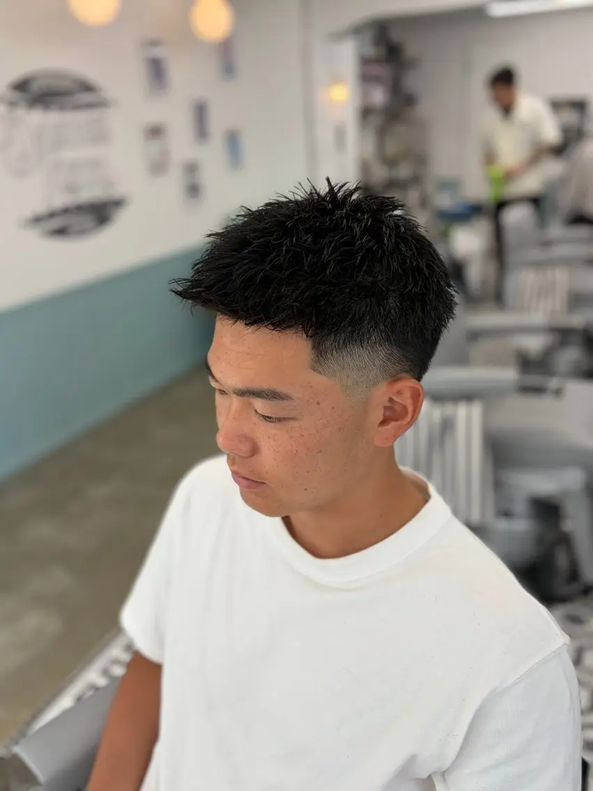 ショート メンズカットの天才 脩弥のヘアスタイル