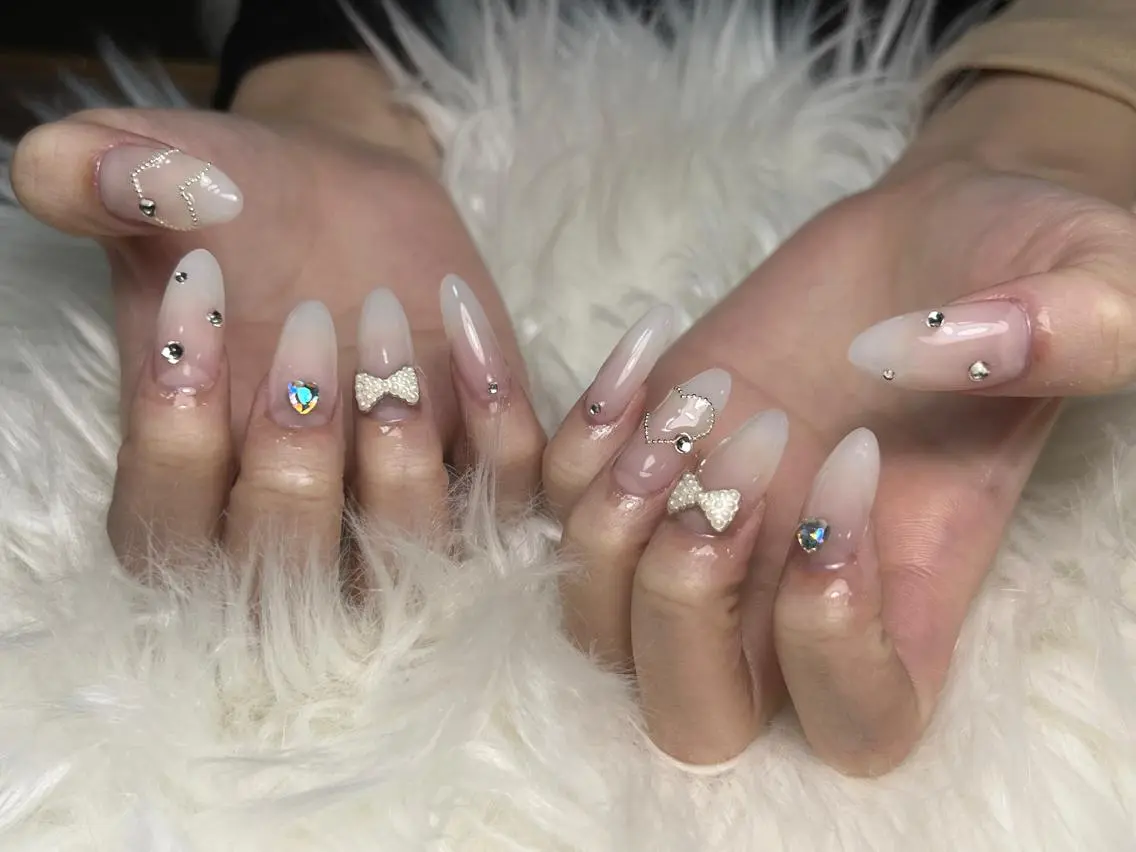 ネイル lucky nail 歌舞伎町のネイルデザイン