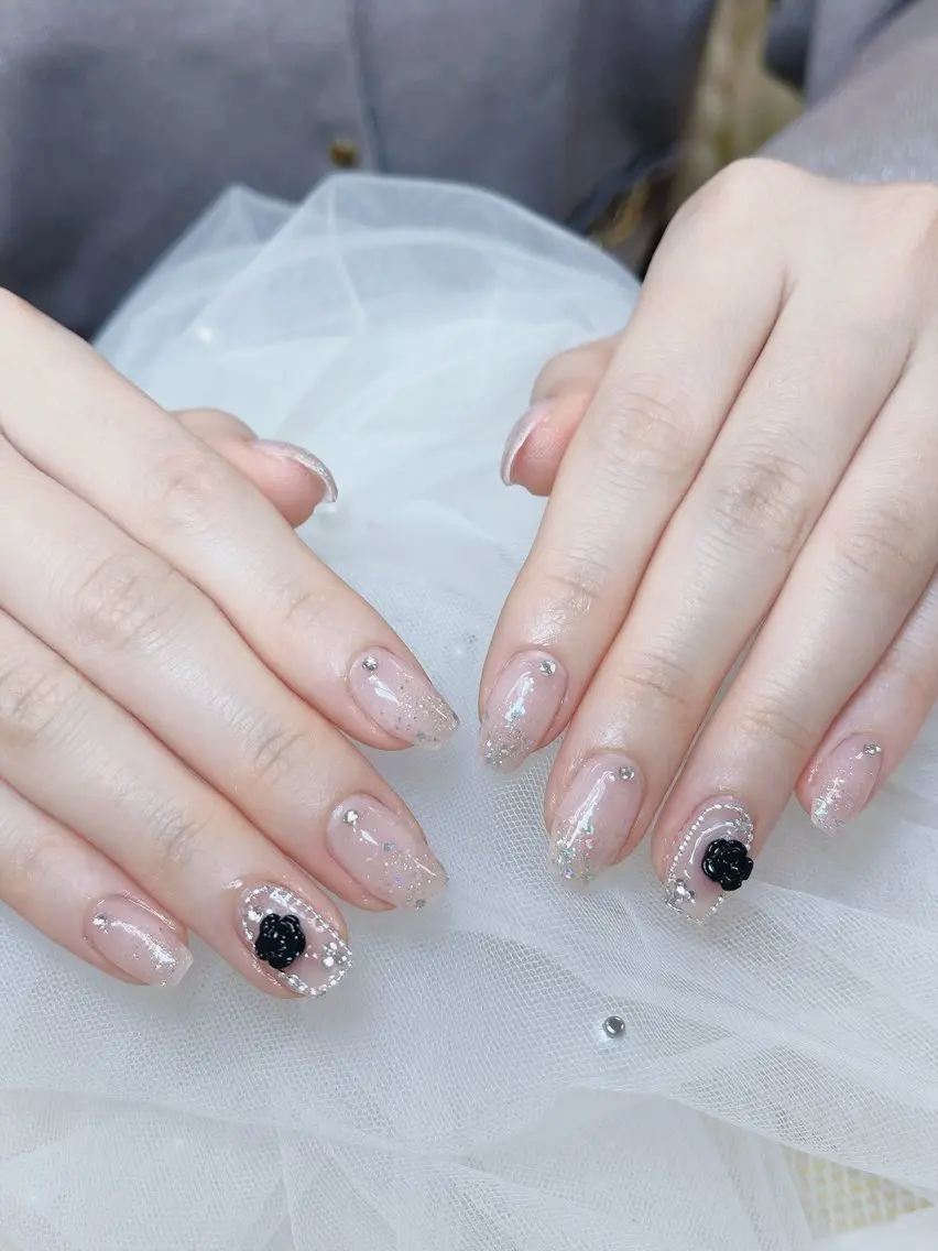 ネイル チークネイル フレンチネイル グラデーション 氷ネイル・うるうるネイル キラキラネイル ハンドネイル DUO MI nail salonのネイルデザイン