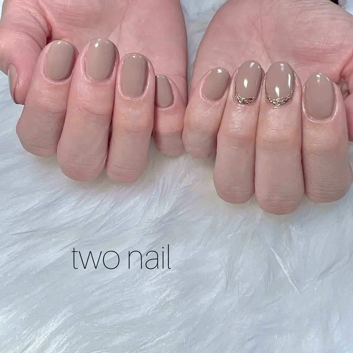 ネイル アートネイル ブラウン ネイルチップ ホワイト ハンドネイル two nailのネイルデザイン
