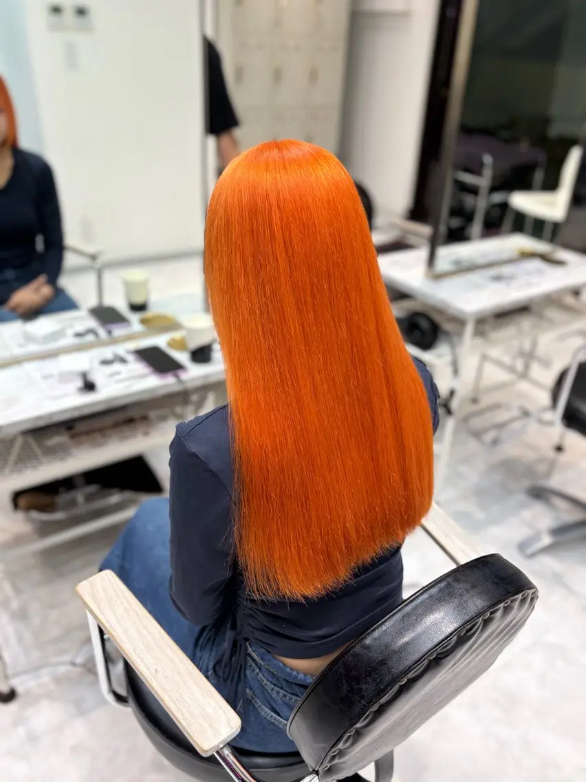 ロング カラー ヘアカラー トリートメント ヘアセット 色落ち綺麗🩰ハイ トーン🎀RINKAのヘアスタイル