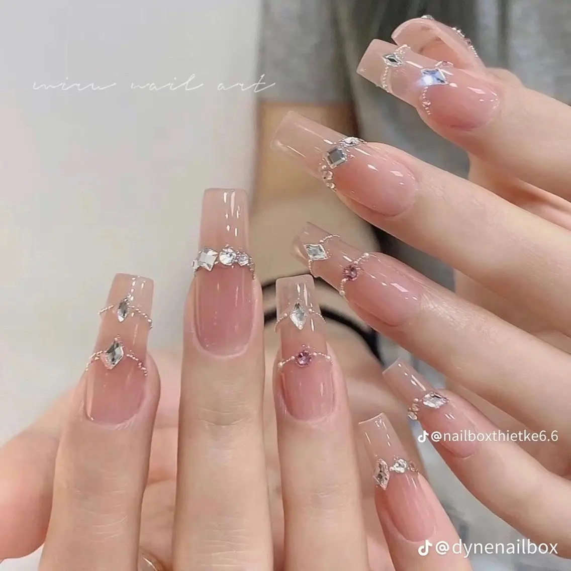 ネイル Ruby Nail 霞ヶ関店のネイルデザイン