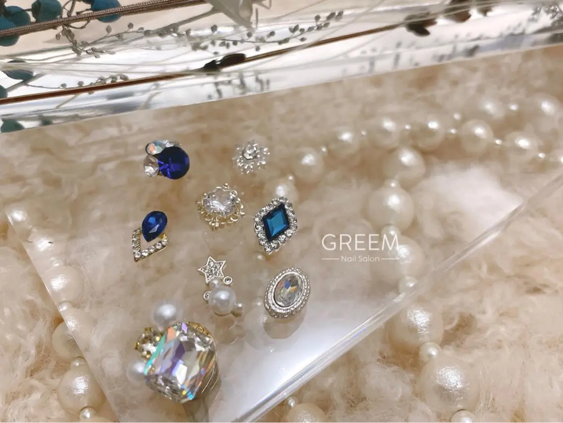 ネイル キラキラネイル GREEM グリームのネイルデザイン