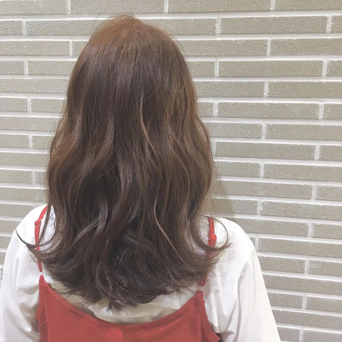カラー 植田 菜月のヘアスタイル