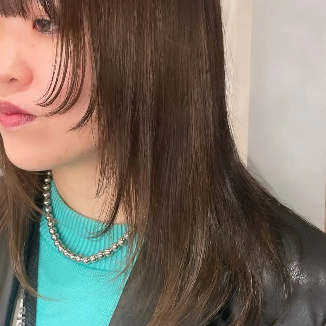 ミディアム レイヤーカット カット Rui/透明感カラー 暖色/レイヤーカットのヘアスタイル