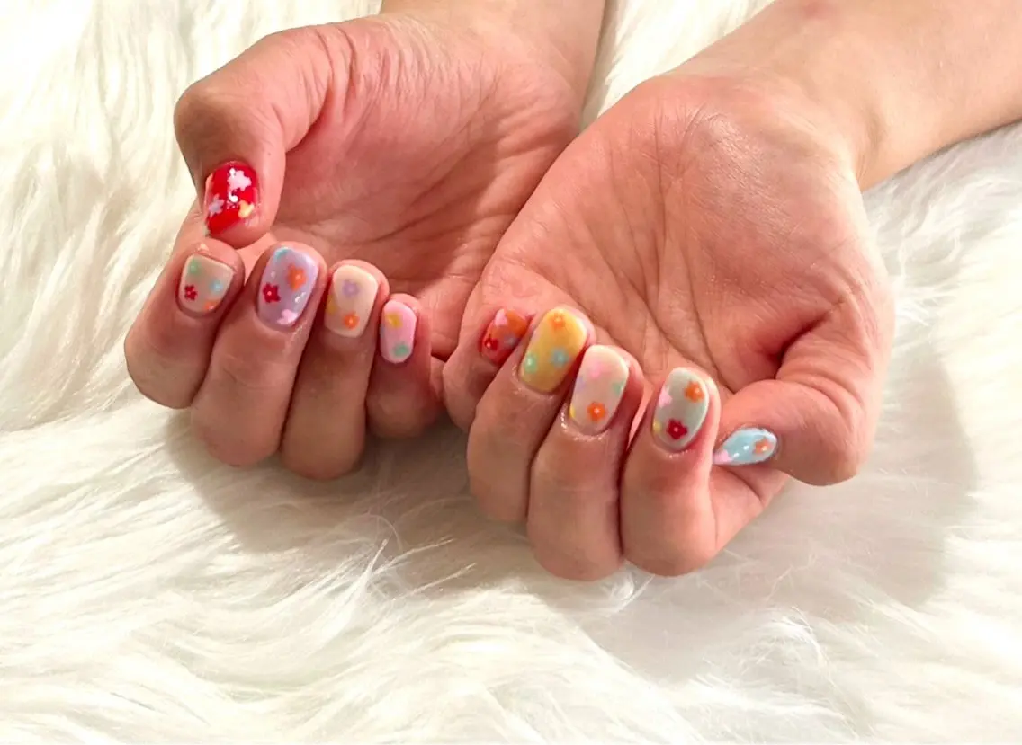 ネイル 持ち込み 頑張る女性の味方✴︎ M.i nail ♡のネイルデザイン