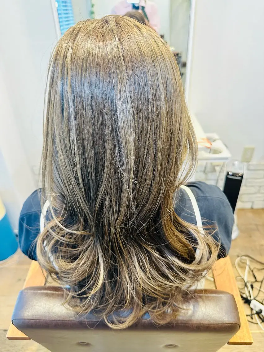 ロング カラー アクアカラー BANDE 水崎 悟のヘアスタイル
