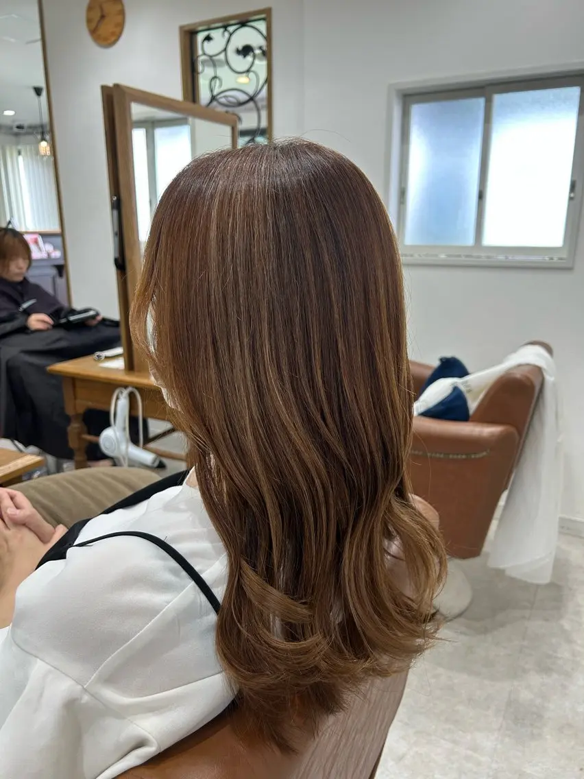 セミロング カット 町田 未希のヘアスタイル