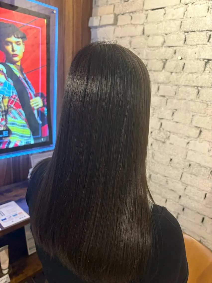 中和 暖菜のヘアスタイル
