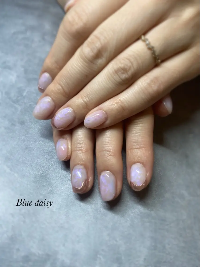 ネイル 春ネイル ハンドネイル Blue daisy 栄本店のネイルデザイン
