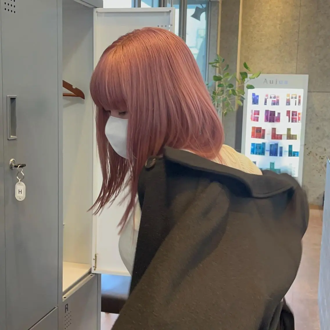 ミディアム カラー カット ヘアカラー 縮毛矯正 トリートメント ボブ/レイヤー/ ハッシュカット/河内のヘアスタイル