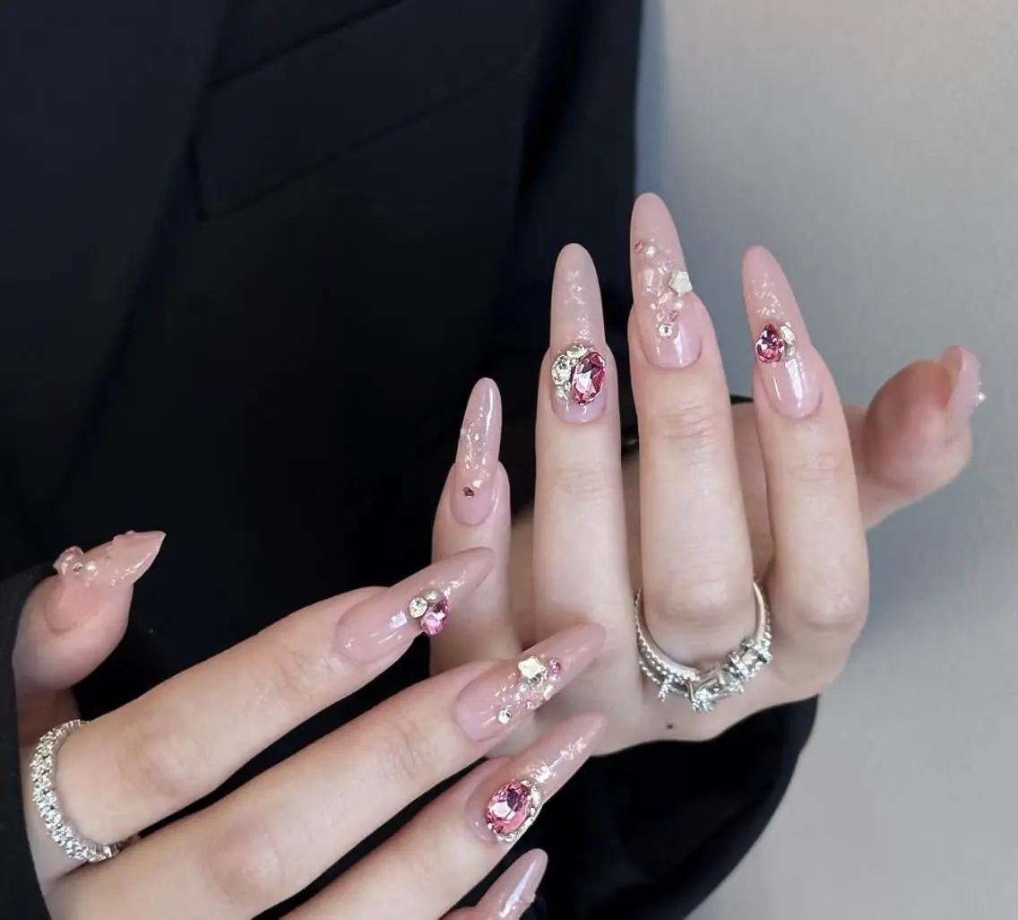 ネイル ハンドネイル 🎀 UU_nailのネイルデザイン
