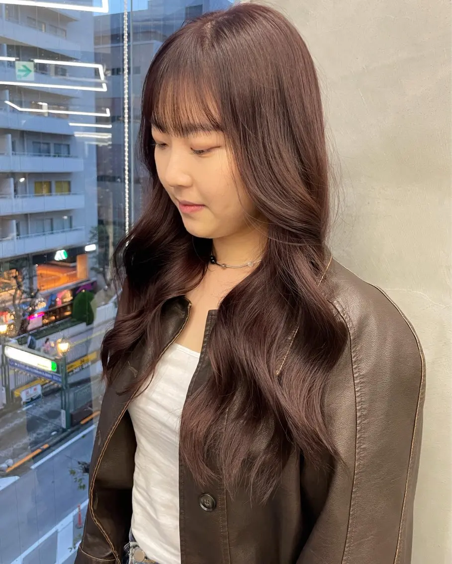 ロング ロング ヘアカラー レディースメイン✨ urara渋谷のヘアスタイル