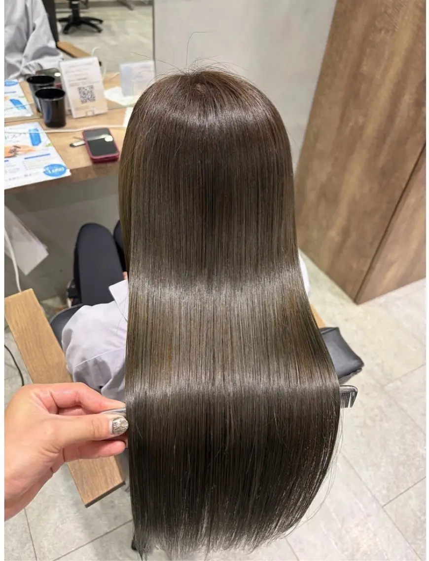 ロング ヘアカラー トリートメント 髪質改善 もー髪で悩ませないのヘアスタイル