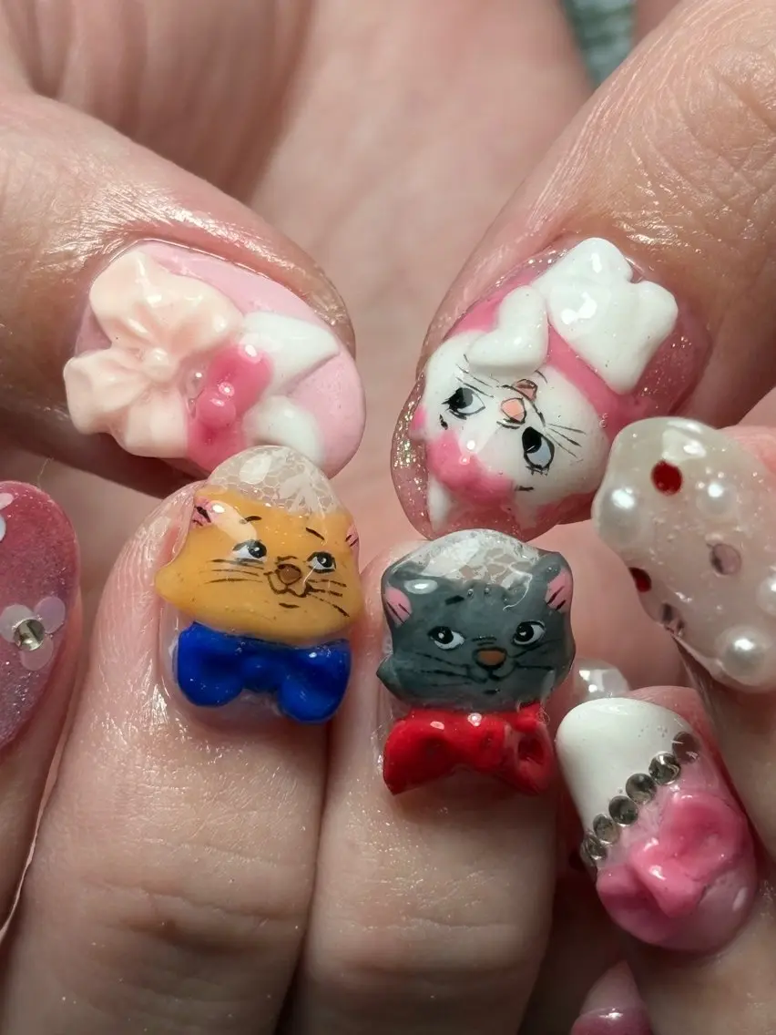 ネイル ハンドネイル NICOnail🦭 Mikuのネイルデザイン