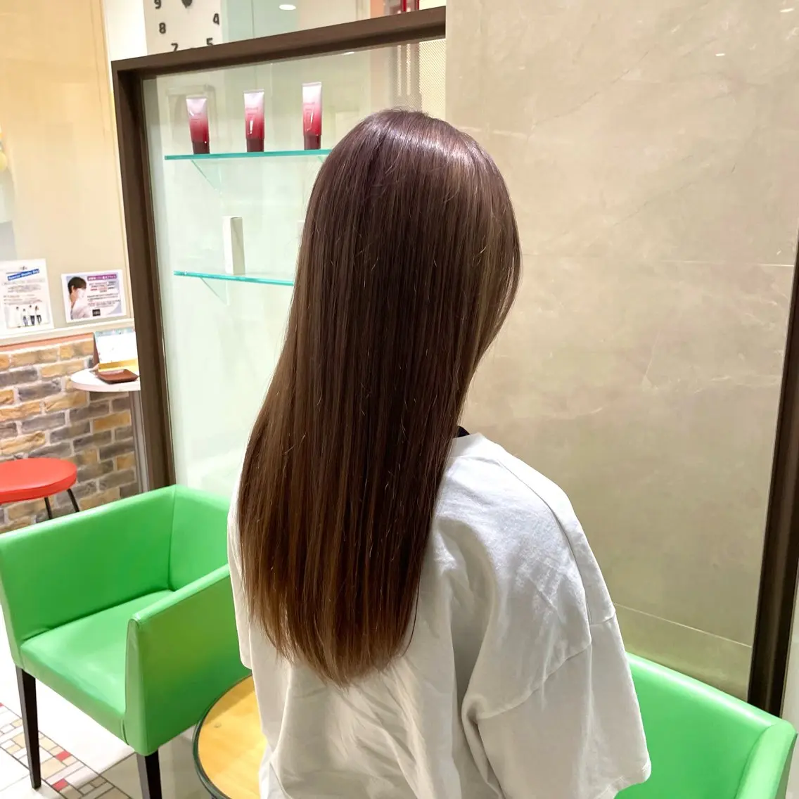 カット+フローディアトリートメントの写真