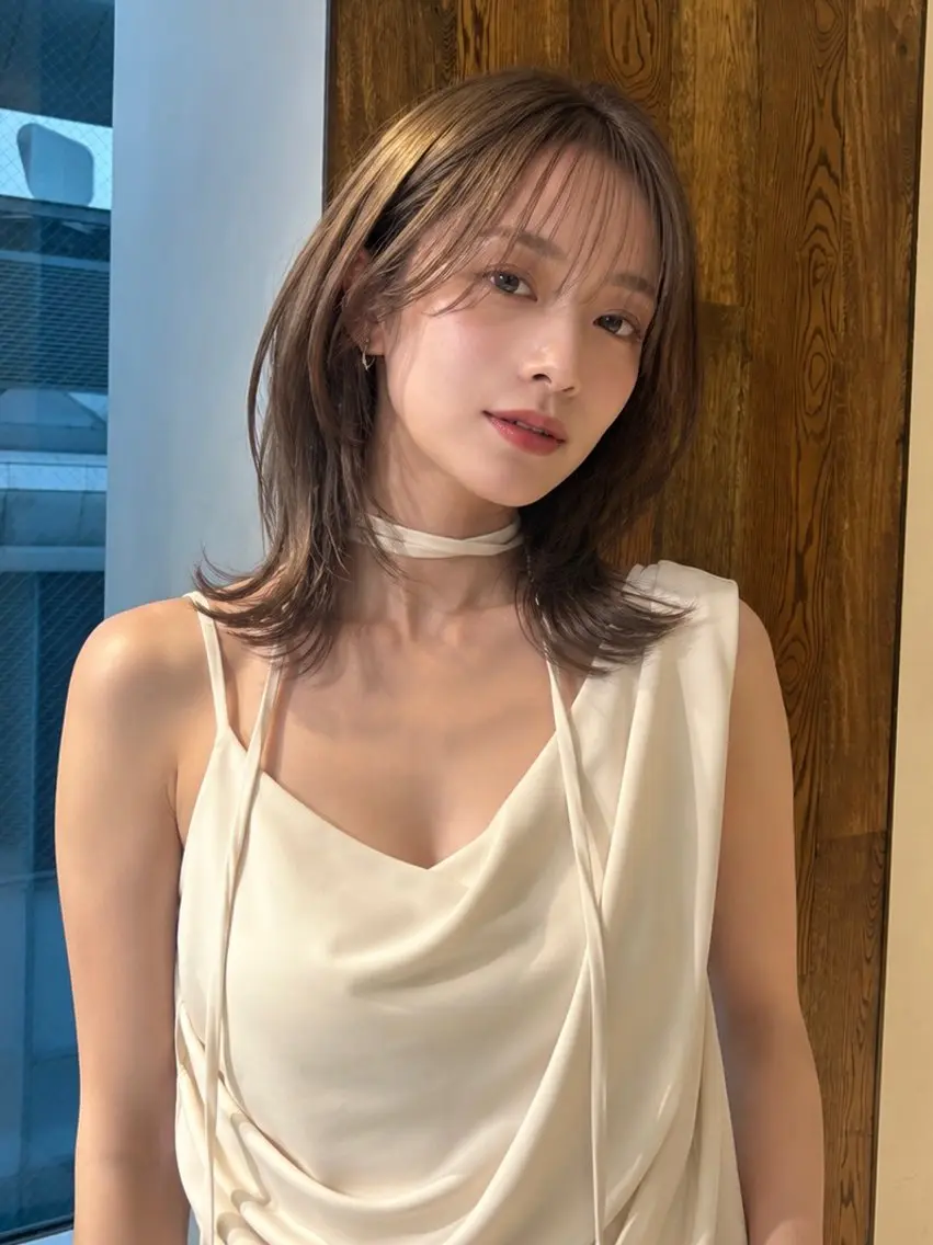 セミロング カラー レイヤーカット カット ヘアカラー トリートメント SHION/銀座 まとまるカット🩵のヘアスタイル