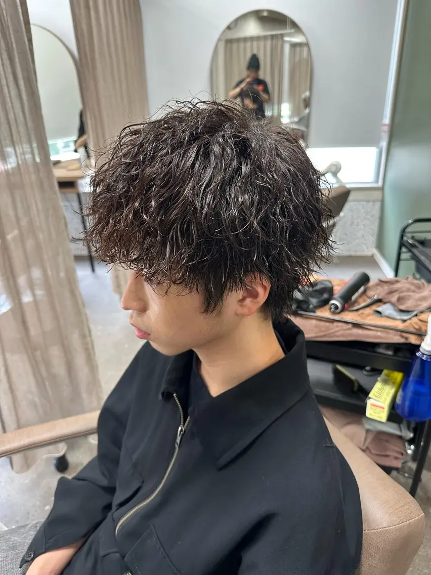 パーマ メンズ TELA HAIR 副代表RIKUのヘアスタイル