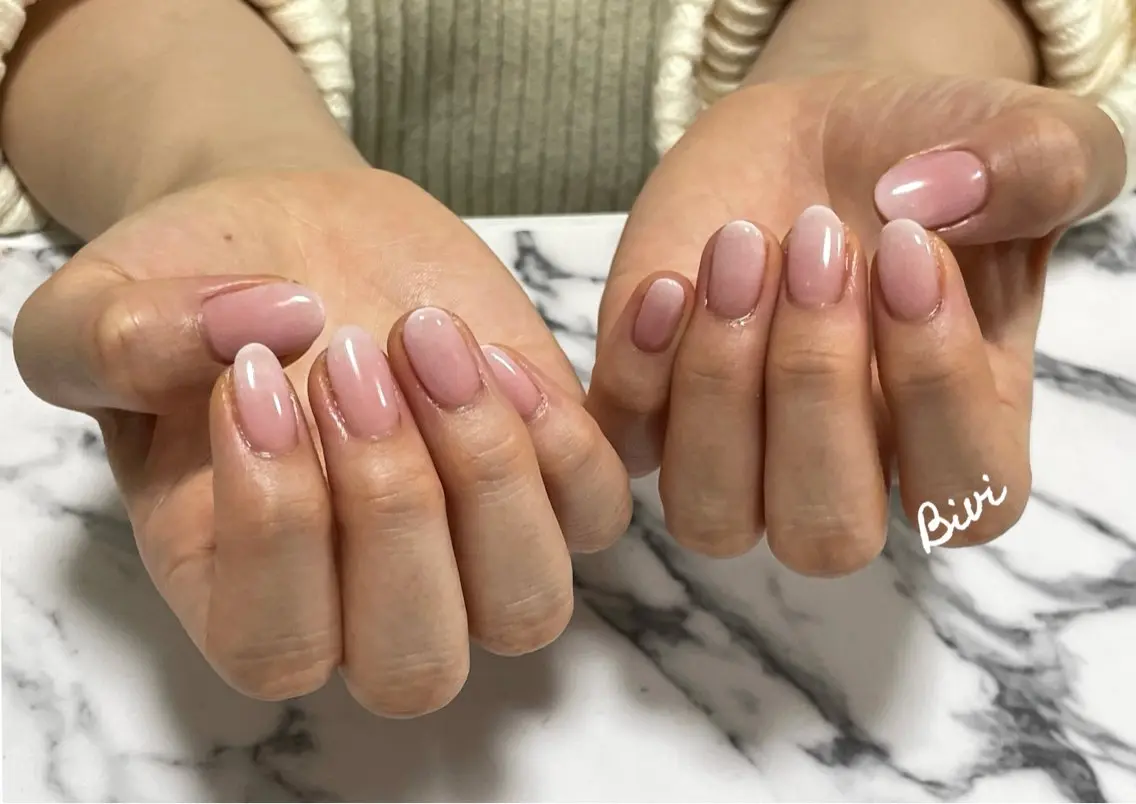 ネイル アートネイル フラッシュネイル ラメ(グリッター) シルバー スクエアネイル ハンドネイル ハンドケア ♡Bivi♡自爪に 優しいネイルサロンのネイルデザイン