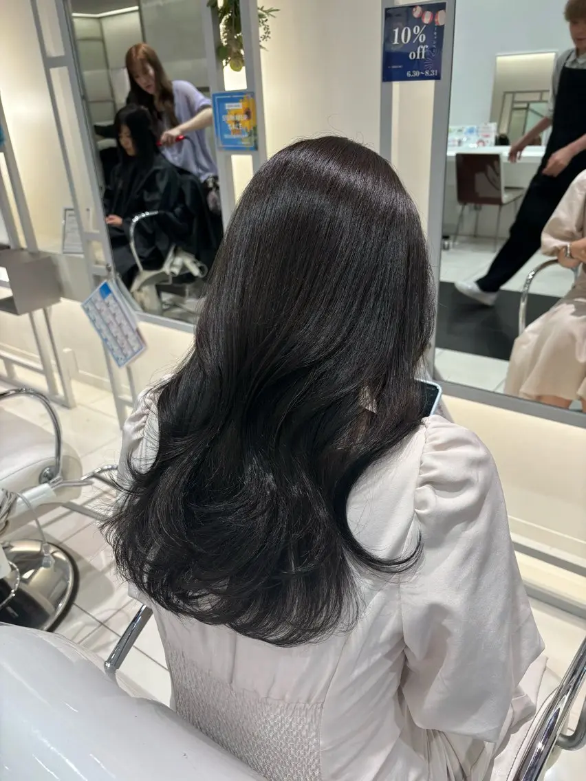 セミロング カラー グレージュ BiBi 武田 あやのヘアスタイル