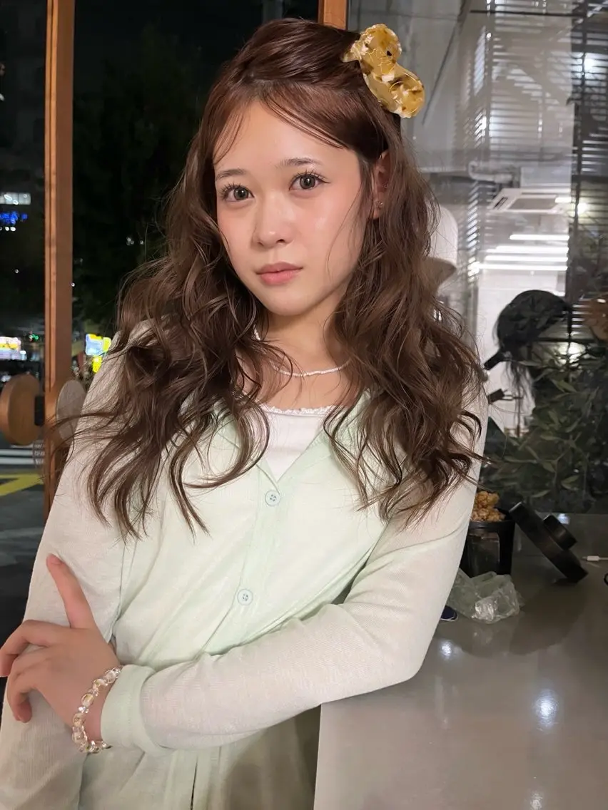 ロング 似合わせカット ヘアカラー ミルクティーベージュ るい名駅のヘアスタイル