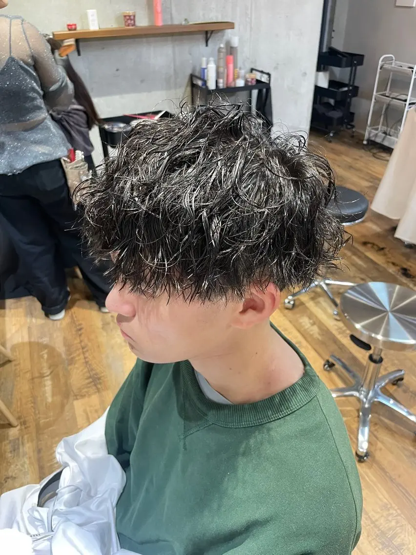 ショート パーマ メンズ カット パーマ トリートメント 🔥メンズ特化パーマ 🦖増田弘明🦖のヘアスタイル