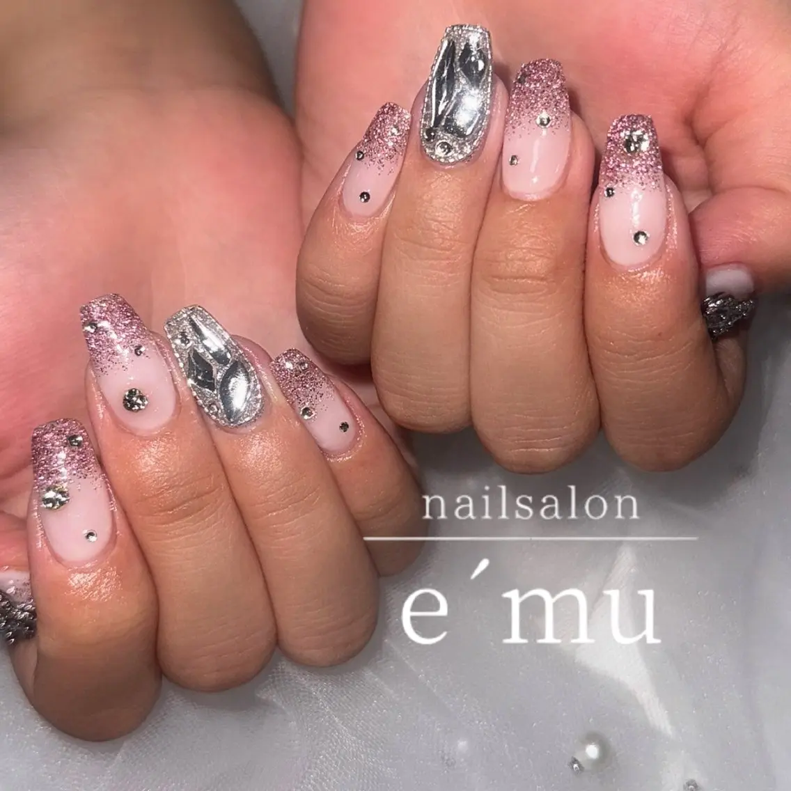ネイル ラメ(グリッター) ラメグラデーション ハンドネイル nailsalon e´muのネイルデザイン