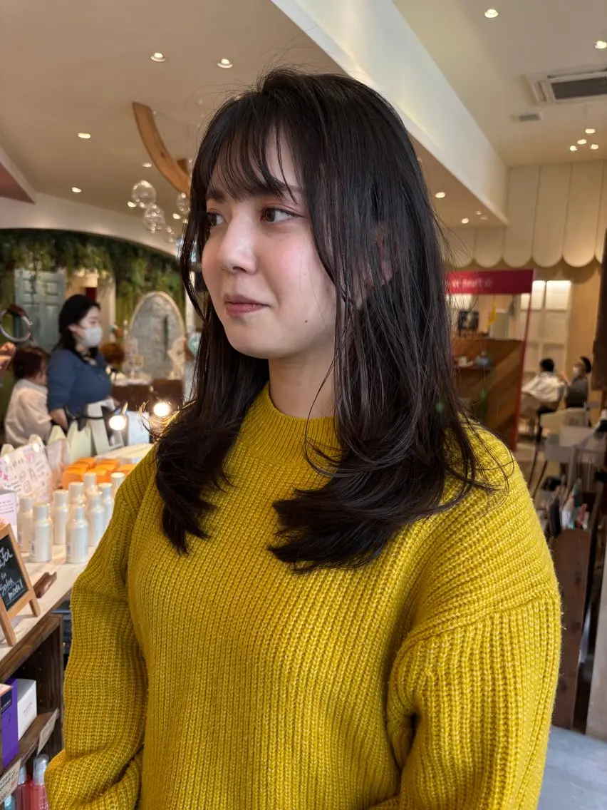 ロング カラー 顔周りカット レイヤーカット カット ヘアカラー トリートメント レイヤーカット✨ 艶髪藤野のヘアスタイル