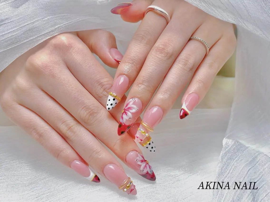 セミロング ハンドネイル Akina Nail🎀✨のネイルデザイン