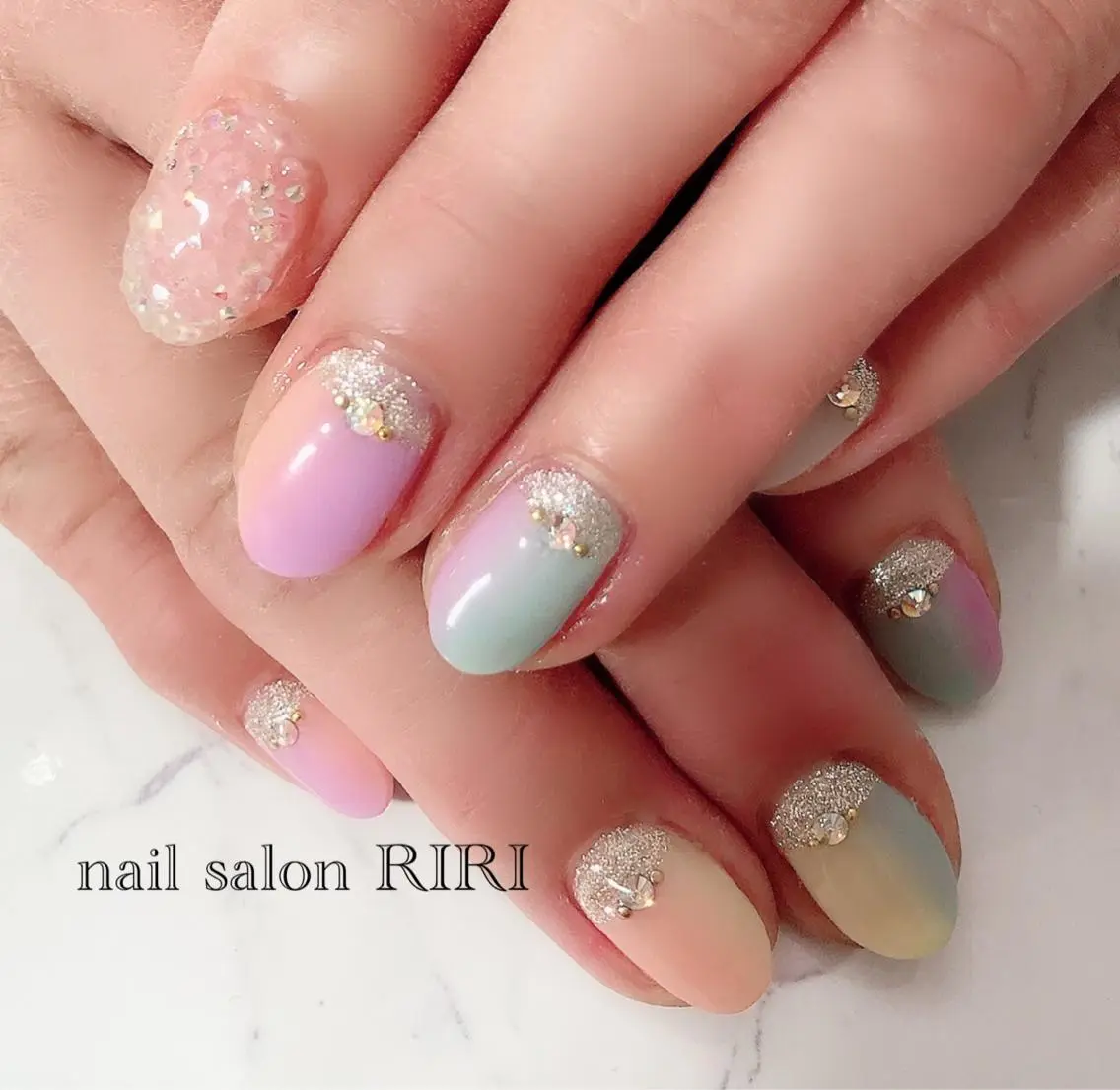 ネイル パステルネイル RIRI リリのネイルデザイン
