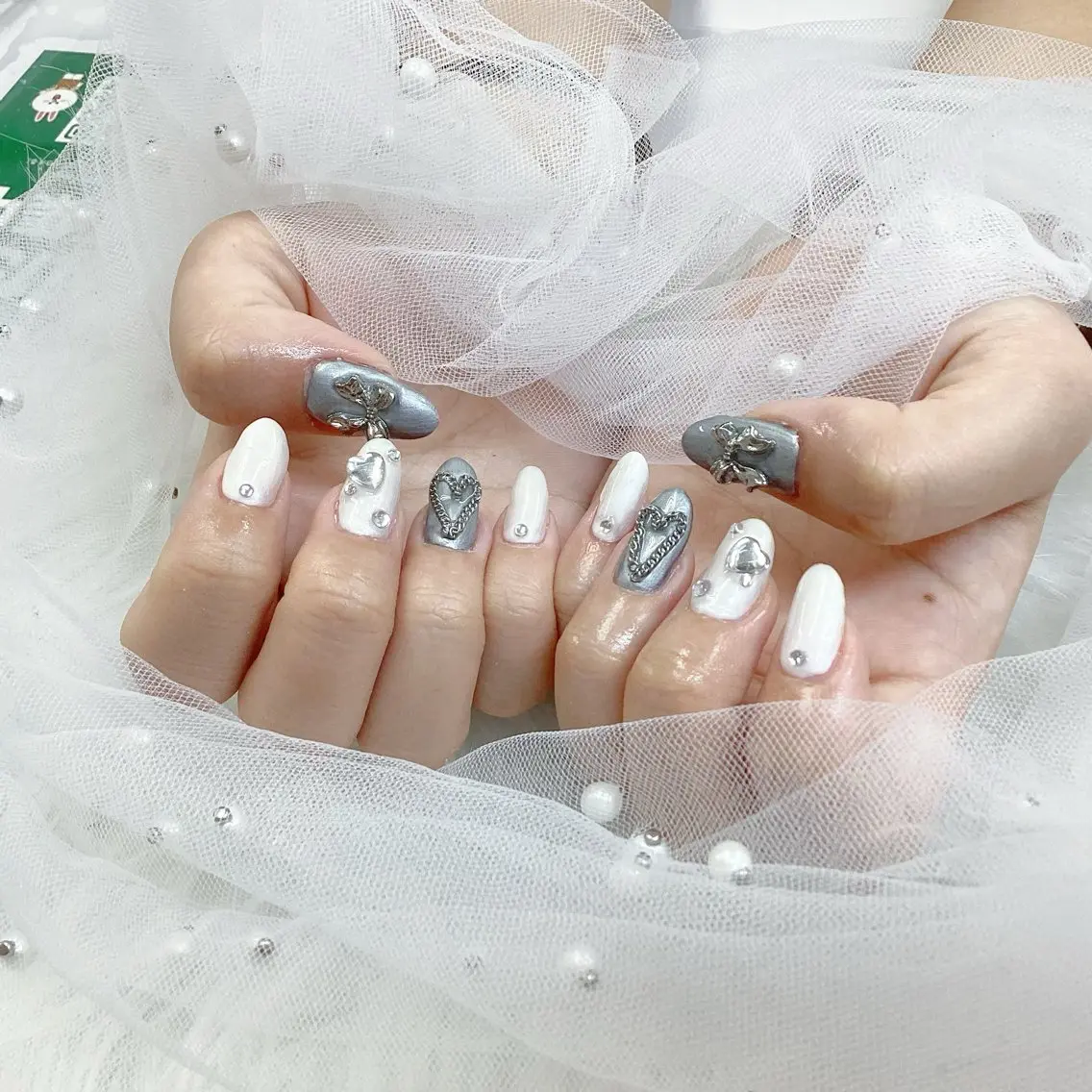 ネイル パーツ全部¥110 サロンミミのネイルデザイン