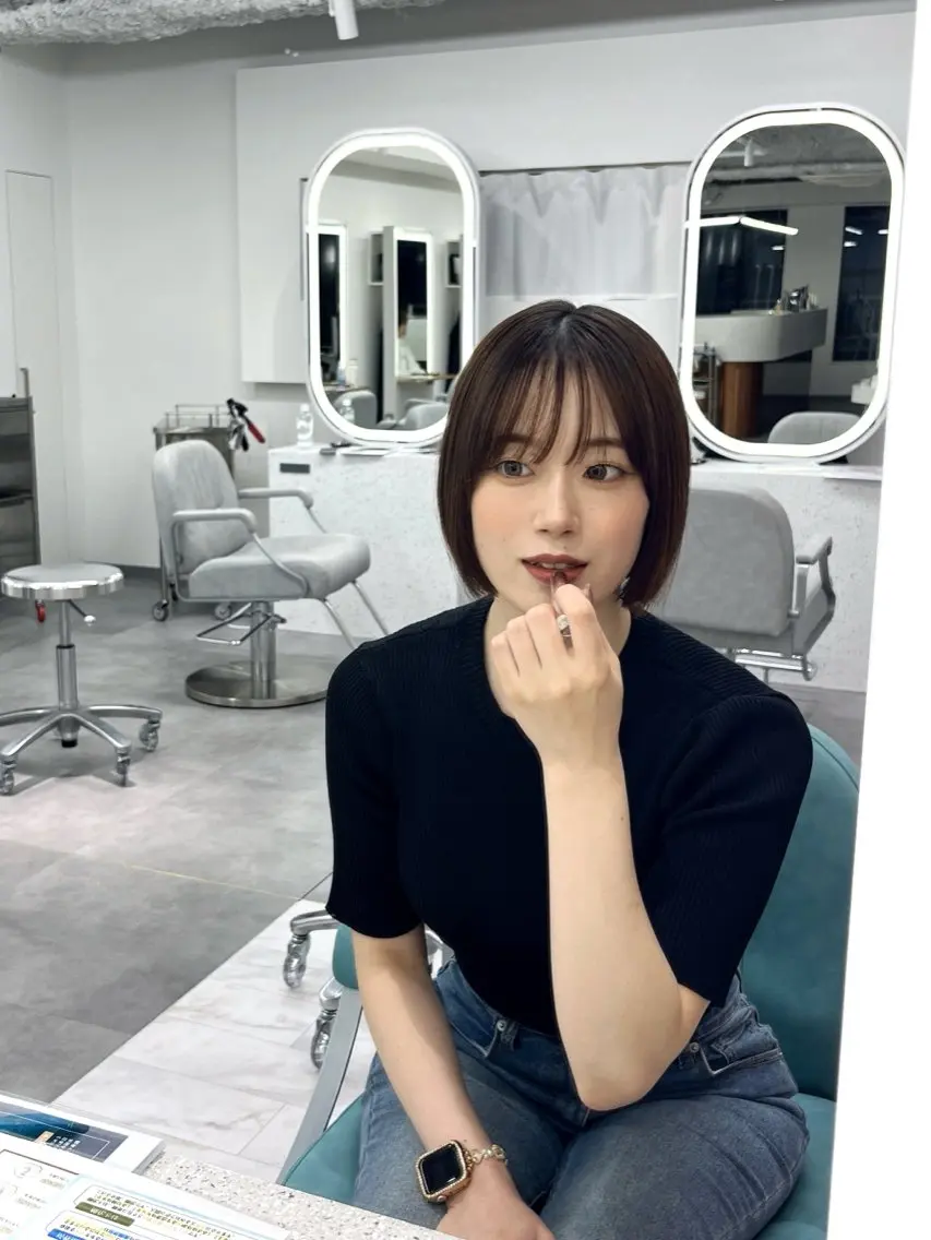 ショート カット 𝑪𝒐𝒍𝒐𝒓 *𝒆  ［コロレ］のヘアスタイル