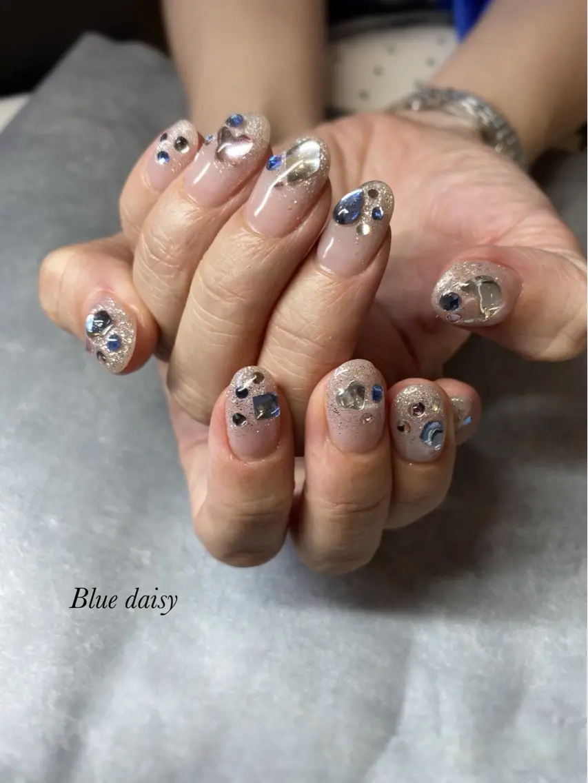 ネイル Blue daisy 栄本店のネイルデザイン