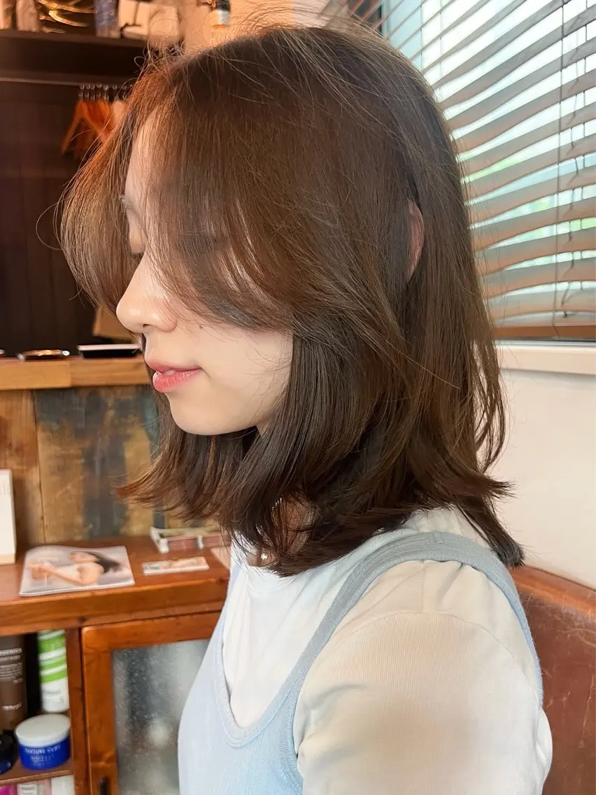 ミディアム カラー ブリーチ 透明感カラー グレージュ ブリーチなしカラー レイヤーカット カット ヘアカラー トリートメント REN/レイヤー✂️ ブリーチなしカラー✨のヘアスタイル