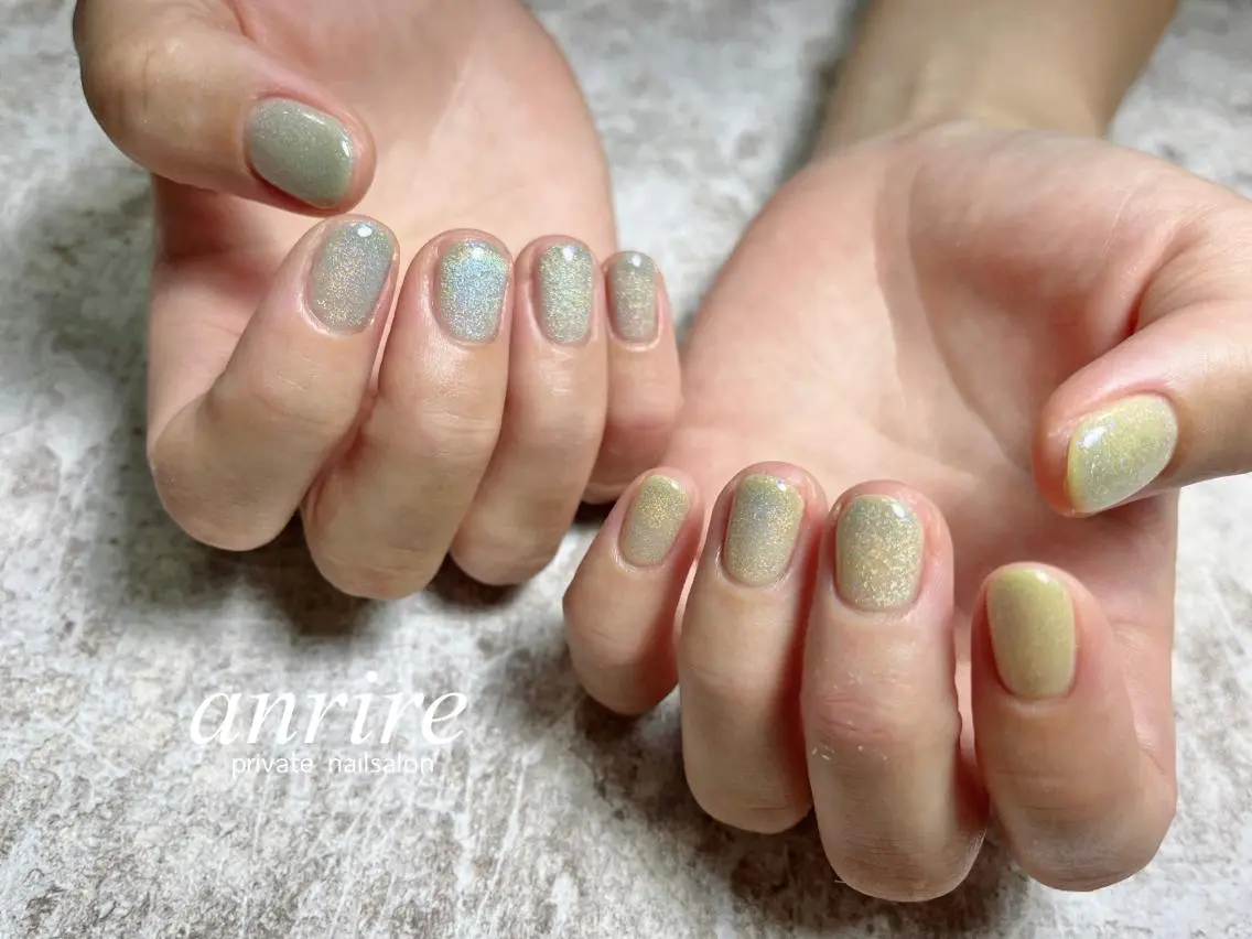 ネイル ジェルネイル グリーン マグネットネイル ワンカラーネイル パラジェル ハンドネイル nailsalon anrireのネイルデザイン
