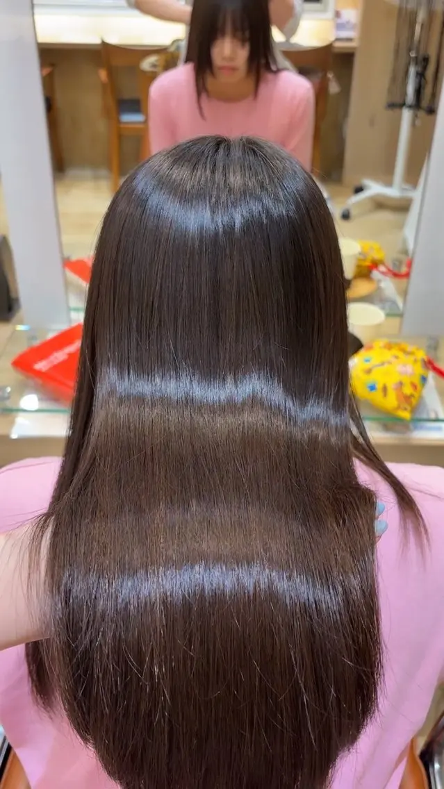 ミディアム 長谷 理菜のヘアスタイル