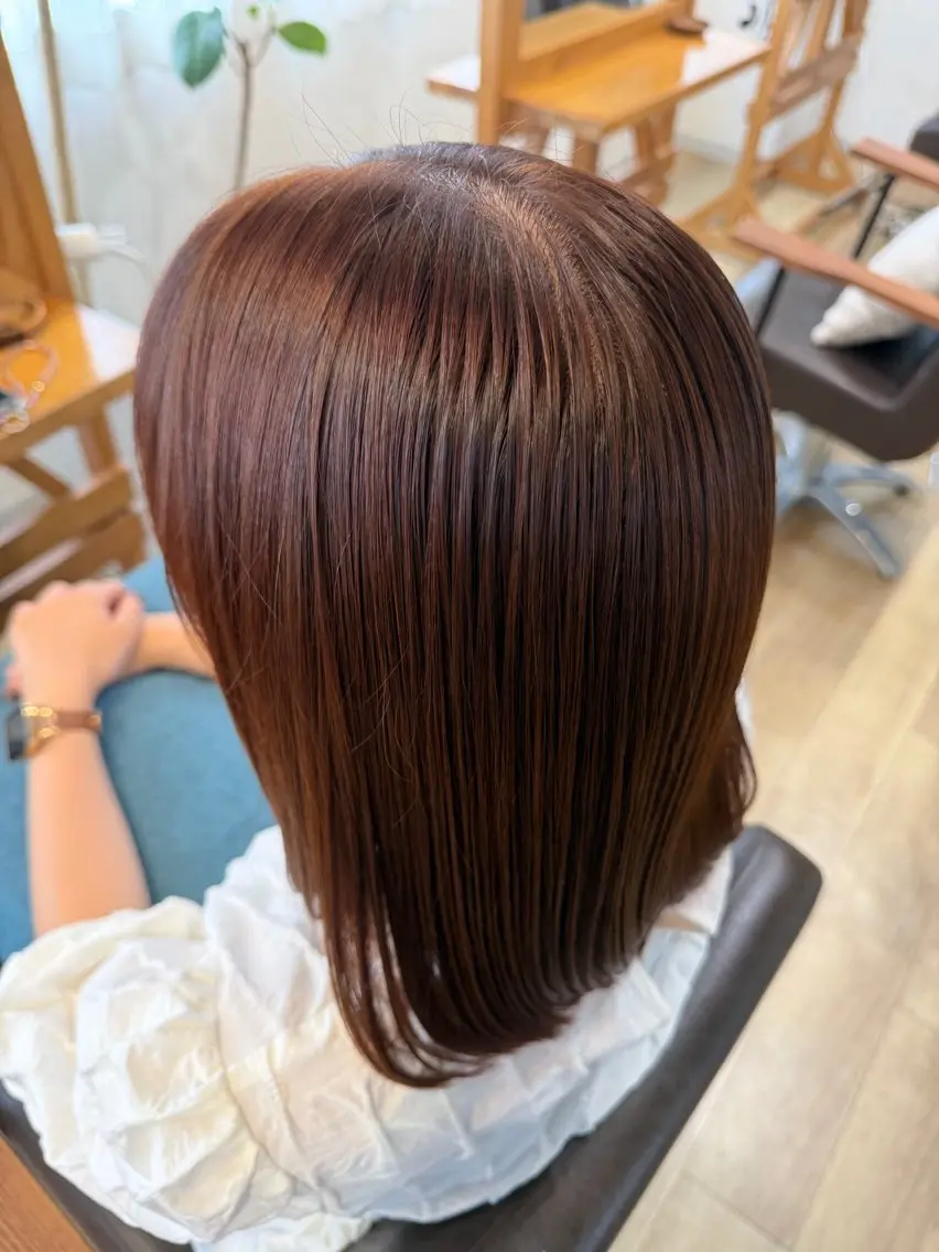ミディアム カラー ヘアカラー トリートメント RENA｜透明感 カラー×癒しスパのヘアスタイル