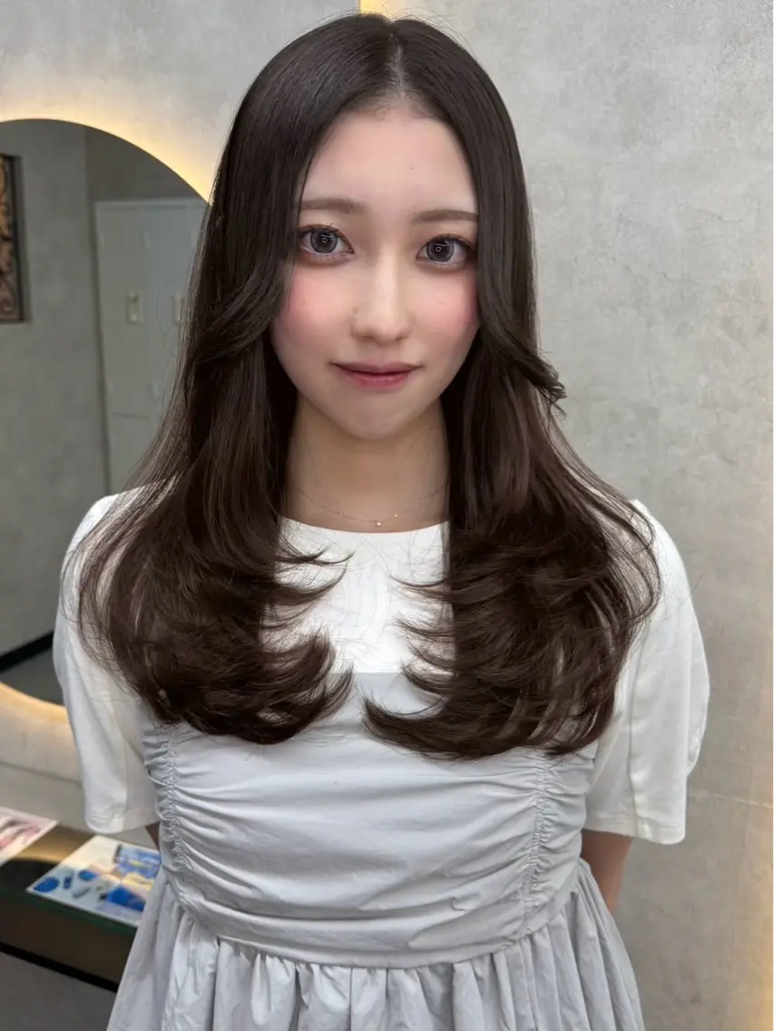 セミロング カラー 韓国風ヘア レイヤーカット カット ヘアカラー トリートメント ケアブリーチ🌺 透明感🪽とわのヘアスタイル